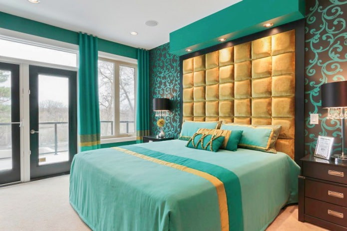 бирюзово-золотая спальня