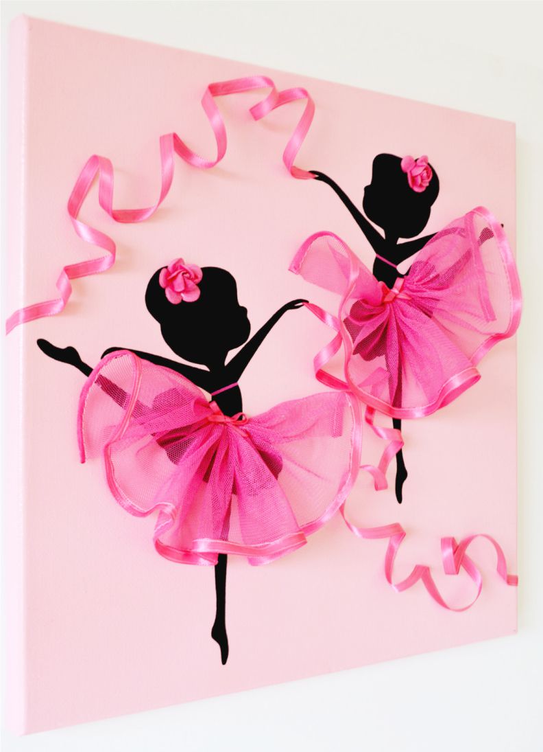 Панно декоративное из бумаги с балеринами