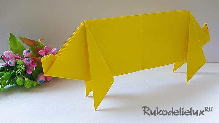 Желтая свинка своими руками из бумаги