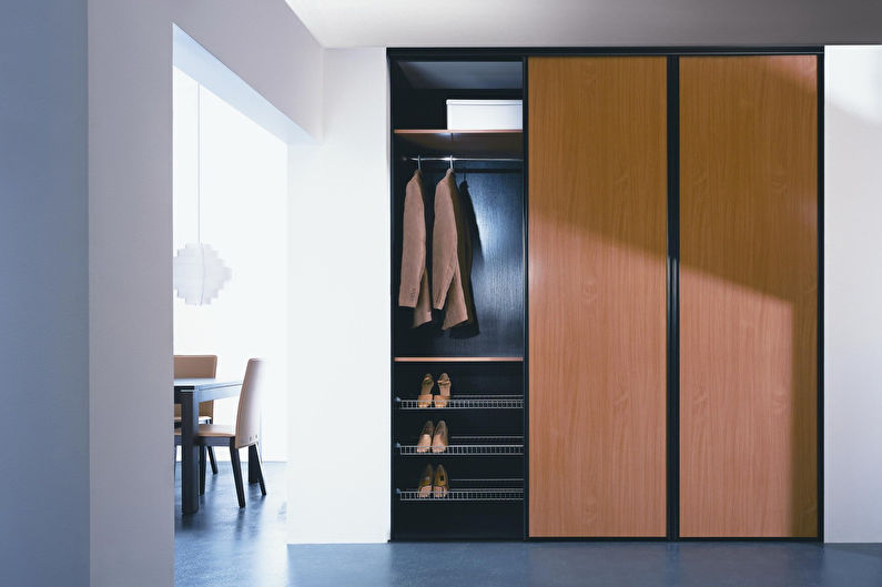 Шкафы-купе для прихожей в стиле минимализм