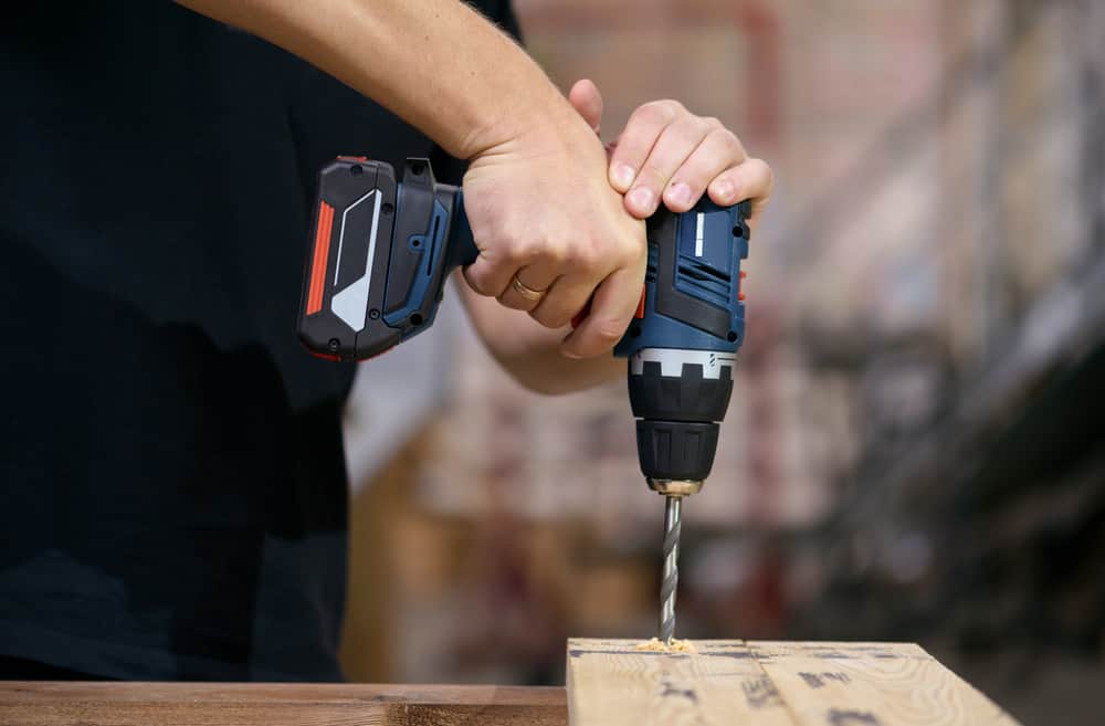 Cordless Screwdriver size